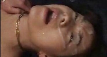 railey sex Chị gái fucked trên chiếc ghế dài. sex đồng tính